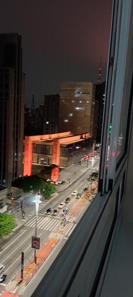 Studio na Paulista com vista para o MASP